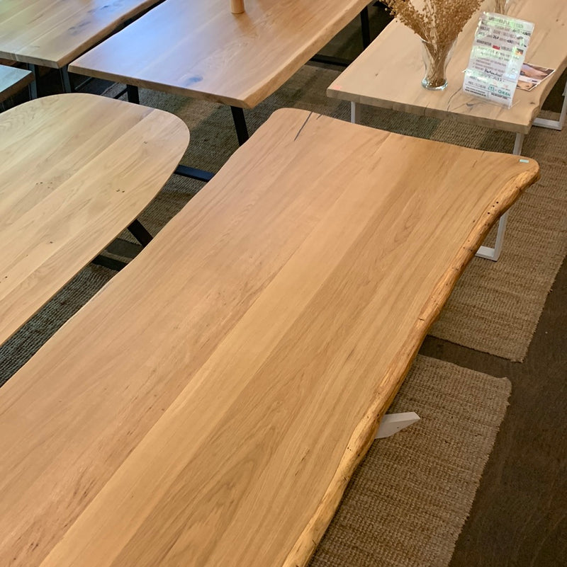 Massivholz Tischplatte | 240x100x4cm | Holzart: Eiche  | Anti-Kanten-Tisch | Finish: Hartwachsöl | Code: VT-Ei21 | Standort: Vintique Store Tempelhof