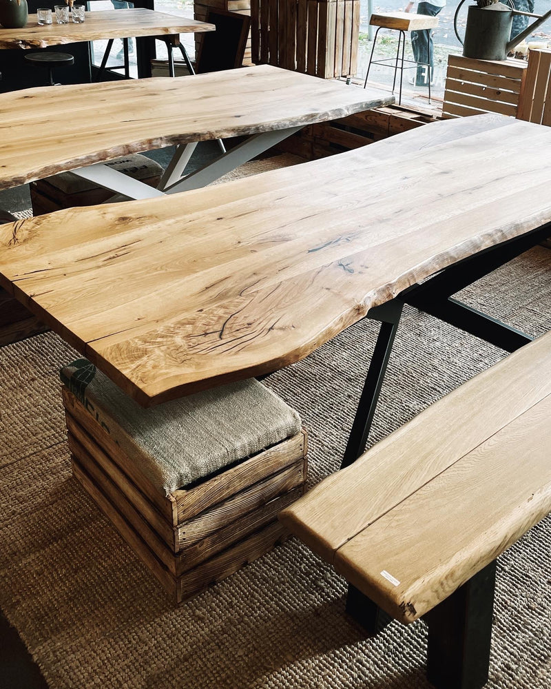 Eichen-Tischplatten mit natürlicher Baumkante: Maßgeschneiderte Unikate von 50cm bis 400cm Länge | Variante: "Hartwachsöl"