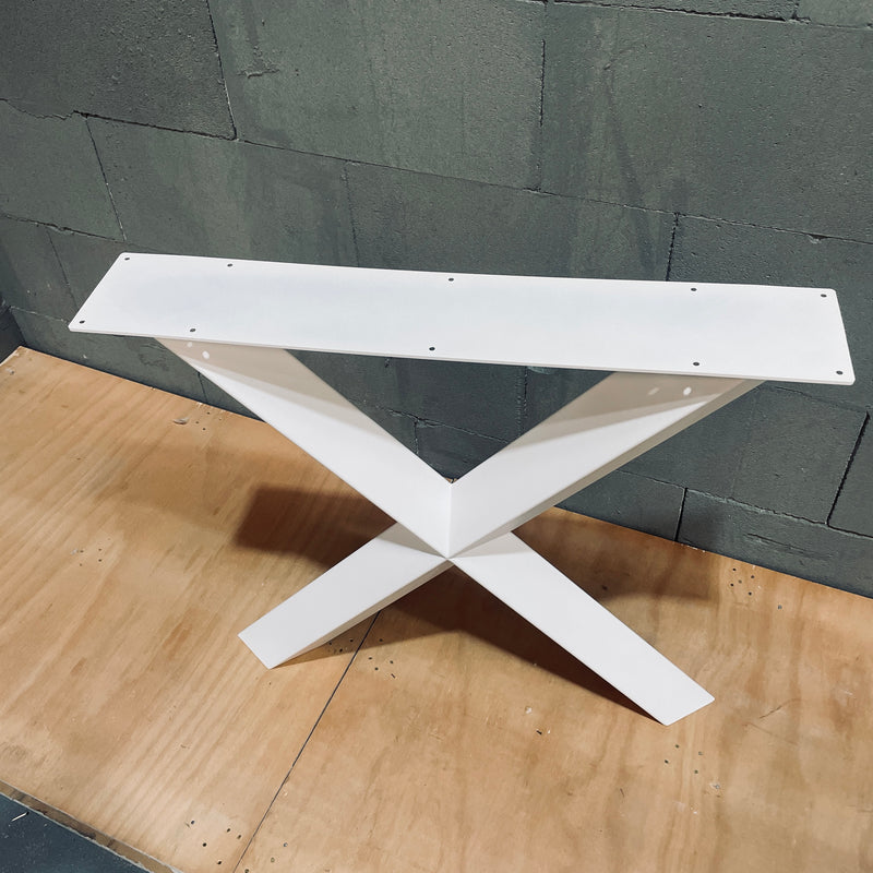 2er Set Tischkufen "METALLICA " | Farbe: matt weiß | Abmessung: 78x72x8cm