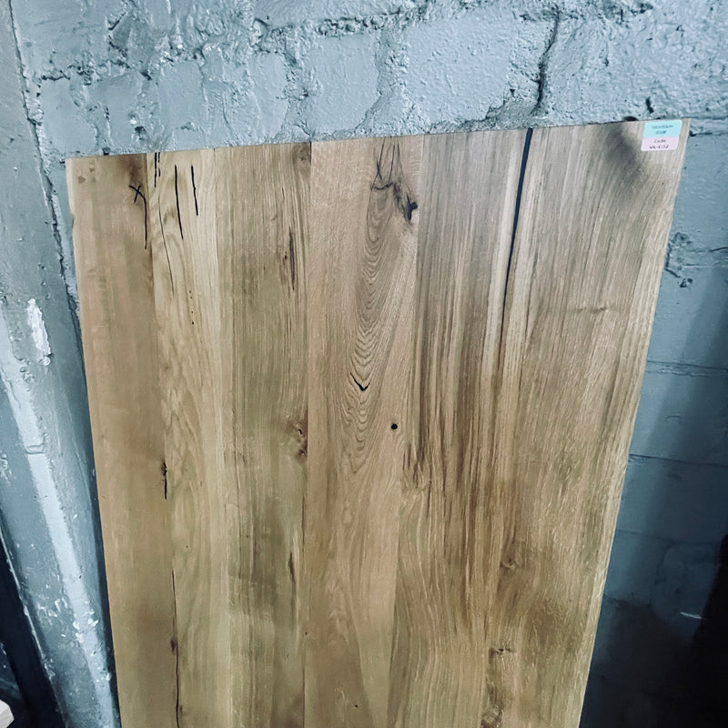 Massivholz Tischplatte | 160x80x4cm | Holzart: Eiche | Art Baumkante: gerade Baumkante | Finish: Hartwachsöl | Code: VK-Ei32 | Standort: Vintique Berlin Köpenick
