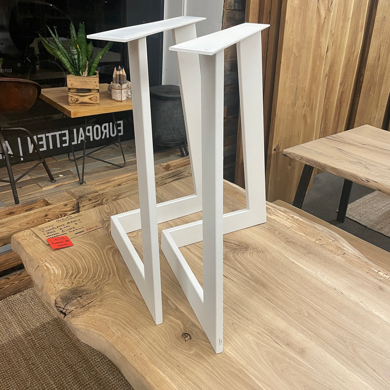 Kufen für Tischplatten | Pfeil-Form | Stahl | matt weiß | 68x72x33x8 cm (2 Stk.)