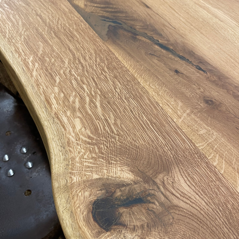 Ausstellungsstück im Store | Tischplatte Massivholz | Eiche Baumkante  | 300x100x4cm | T-EI18