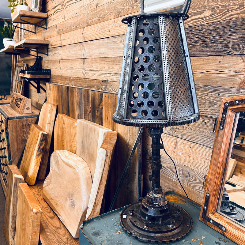 Industrial Tischlampe | Upcycling | Höhe 71cm | Code: Lampe-09