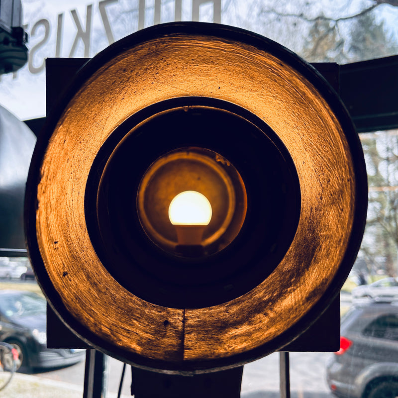 Industrial Stehlampe | Alter Kameraschirm | Höhe: ca.170cm | SL-V1
